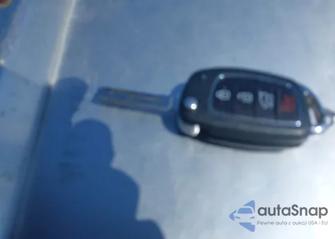 2018 Hyundai Tucson Se from USA, damaged, VIN KM8J23A45JU621709